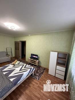 1-к квартира, посуточно, 40м2, 4/17 этаж