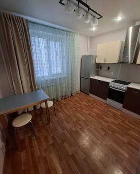 1-к квартира, на длительный срок, 38м2, 4/17 этаж