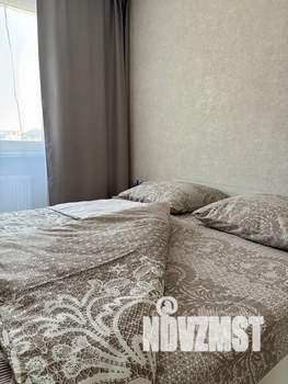 1-к квартира, посуточно, 38м2, 11/18 этаж