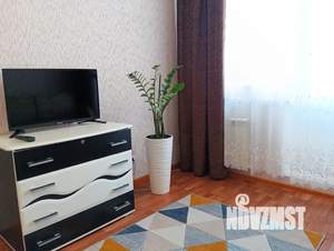 1-к квартира, посуточно, 38м2, 13/17 этаж