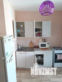 1-к квартира, посуточно, 44м2, 7/10 этаж