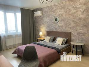 1-к квартира, посуточно, 38м2, 7/10 этаж