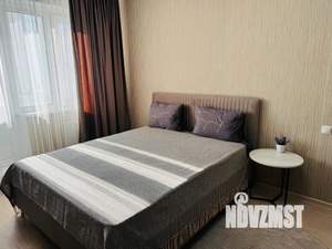 1-к квартира, посуточно, 40м2, 10/17 этаж