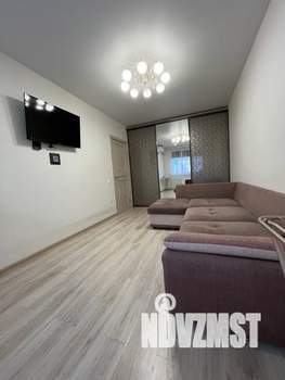 1-к квартира, посуточно, 39м2, 8/10 этаж