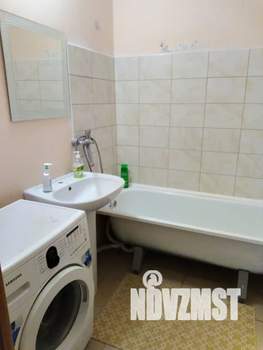 2-к квартира, посуточно, 65м2, 4/17 этаж