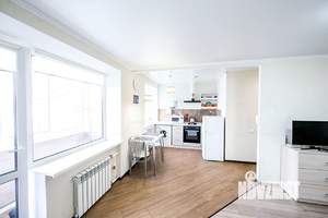 Студия квартира, посуточно, 38м2, 7/9 этаж