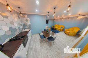2-к квартира, посуточно, 56м2, 1/1 этаж