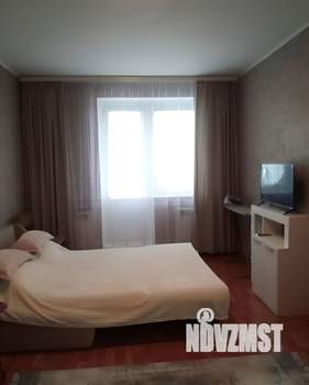 1-к квартира, на длительный срок, 38м2, 14/18 этаж