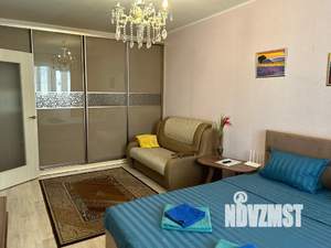 1-к квартира, посуточно, 38м2, 17/17 этаж