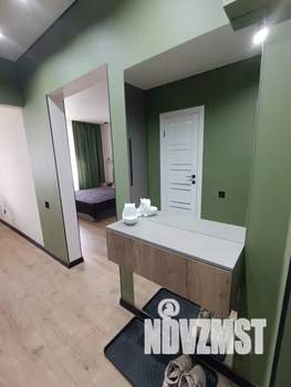 1-к квартира, посуточно, 37м2, 13/17 этаж