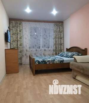 1-к квартира, посуточно, 37м2, 6/12 этаж