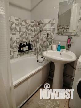 1-к квартира, посуточно, 39м2, 14/17 этаж