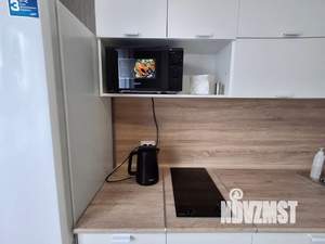 1-к квартира, посуточно, 37м2, 8/17 этаж