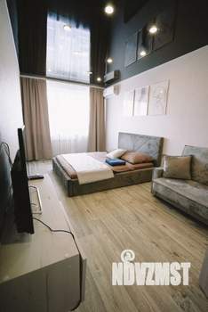 1-к квартира, посуточно, 37м2, 8/19 этаж