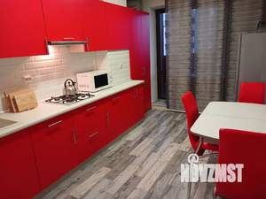 1-к квартира, посуточно, 42м2, 5/10 этаж