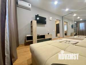 1-к квартира, посуточно, 37м2, 2/17 этаж