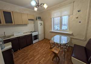 1-к квартира, на длительный срок, 38м2, 4/17 этаж