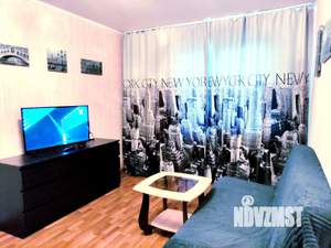 1-к квартира, посуточно, 38м2, 8/17 этаж