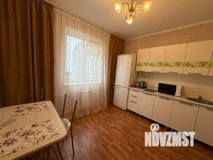 1-к квартира, посуточно, 40м2, 7/17 этаж