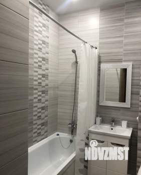 1-к квартира, посуточно, 40м2, 10/17 этаж