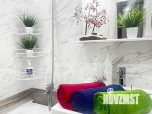 1-к квартира, посуточно, 39м2, 4/10 этаж