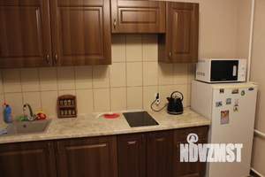 1-к квартира, посуточно, 38м2, 4/17 этаж