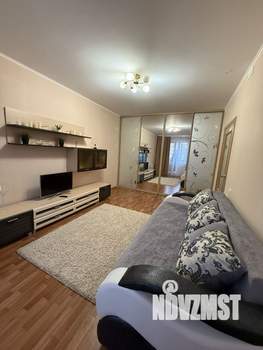 1-к квартира, посуточно, 38м2, 7/17 этаж