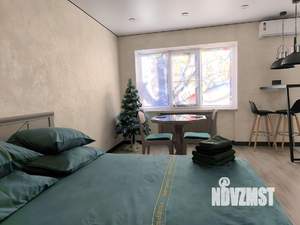 Студия квартира, посуточно, 40м2, 1/5 этаж