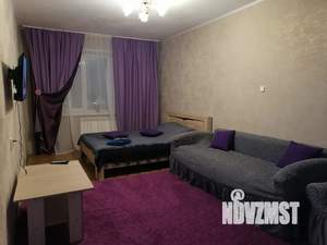 1-к квартира, посуточно, 50м2, 3/10 этаж