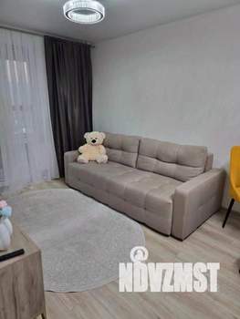 1-к квартира, посуточно, 37м2, 1/1 этаж