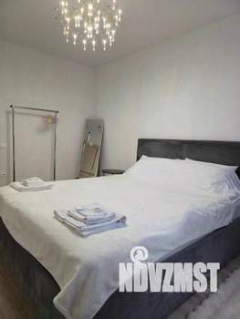 1-к квартира, посуточно, 37м2, 1/1 этаж