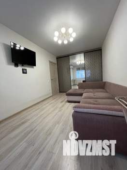 1-к квартира, посуточно, 39м2, 8/10 этаж