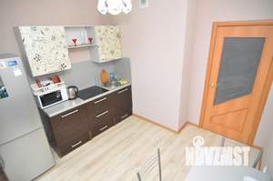 1-к квартира, посуточно, 37м2, 1/1 этаж