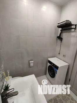 1-к квартира, посуточно, 40м2, 8/10 этаж