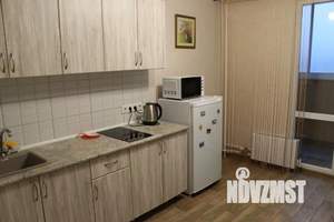 1-к квартира, посуточно, 38м2, 1/1 этаж