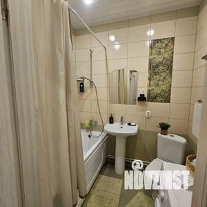 1-к квартира, посуточно, 39м2, 11/18 этаж