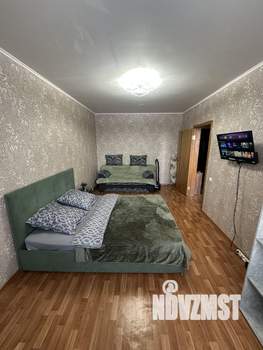 1-к квартира, посуточно, 40м2, 5/17 этаж