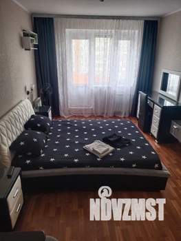 1-к квартира, посуточно, 37м2, 8/17 этаж