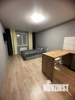 Студия квартира, посуточно, 30м2, 7/10 этаж