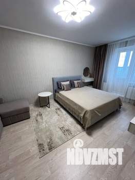 1-к квартира, посуточно, 40м2, 3/17 этаж