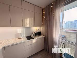 1-к квартира, посуточно, 38м2, 7/10 этаж