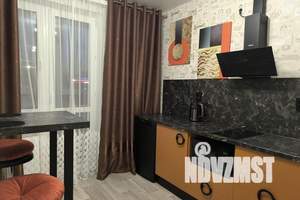 1-к квартира, посуточно, 45м2, 3/10 этаж