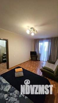 1-к квартира, посуточно, 39м2, 1/1 этаж