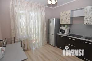 1-к квартира, посуточно, 40м2, 18/18 этаж