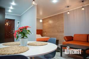 1-к квартира, посуточно, 35м2, 1/1 этаж