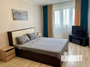 1-к квартира, посуточно, 40м2, 9/17 этаж