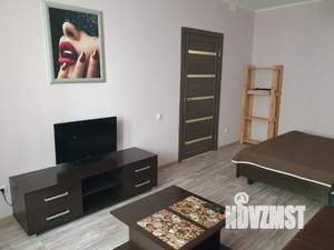 1-к квартира, посуточно, 37м2, 12/17 этаж