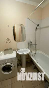 1-к квартира, посуточно, 37м2, 12/17 этаж