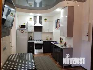 2-к квартира, посуточно, 45м2, 1/10 этаж