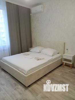 Студия квартира, посуточно, 27м2, 1/10 этаж